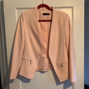 Ivanka Trump light pink blazer